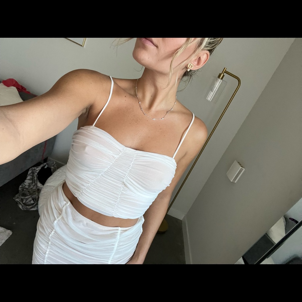 Cream Ruched Set - Picture 2 of 6